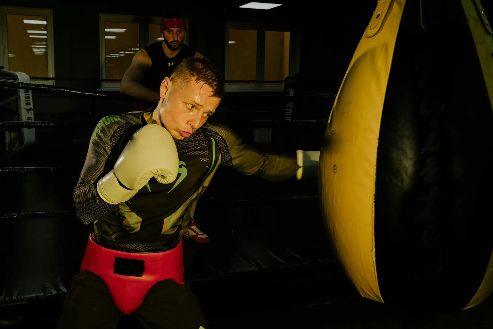 Beginner boxing mistakes that make training harder than it needs to be
